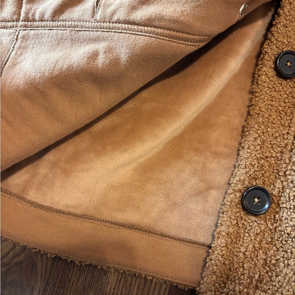 Fuzzy beige petite teddy jacket - Picture 5 of 6